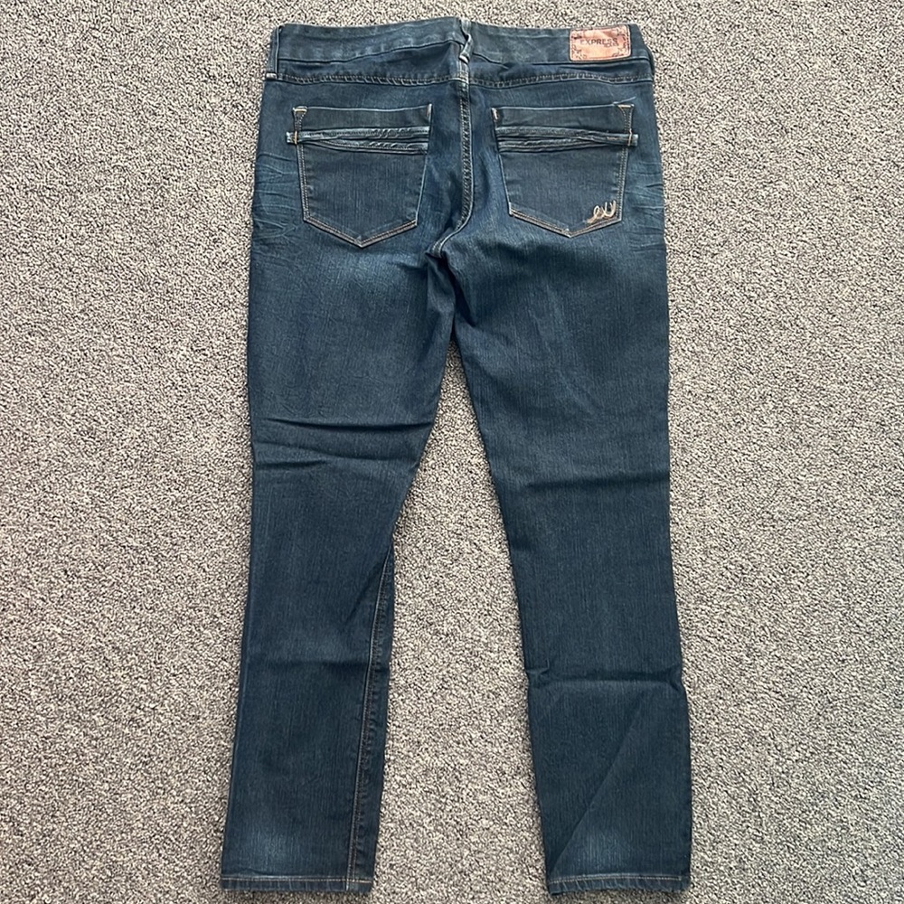 Jeans - Picture 2 of 5